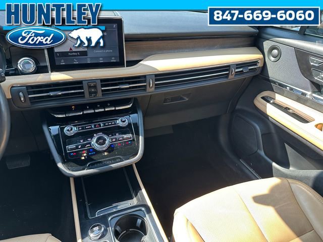 Used 2022 Lincoln Corsair Reserve w/ Equipment Group 201A image 20