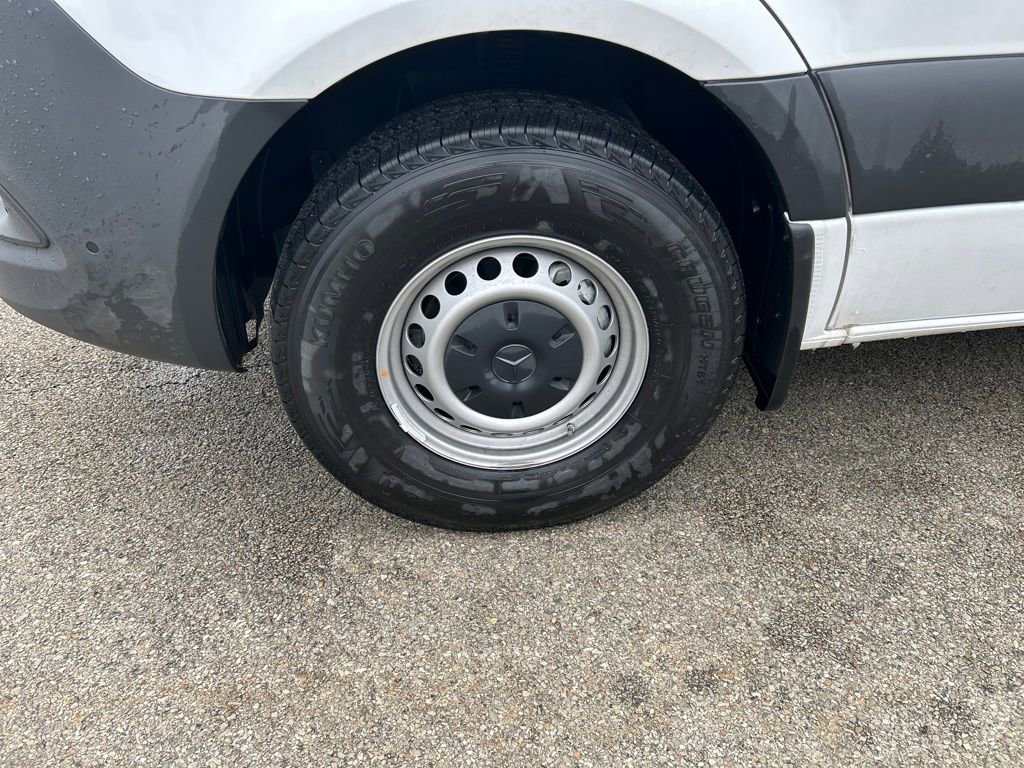 New 2026 Mercedes-Benz Sprinter 144 Cargo image 24