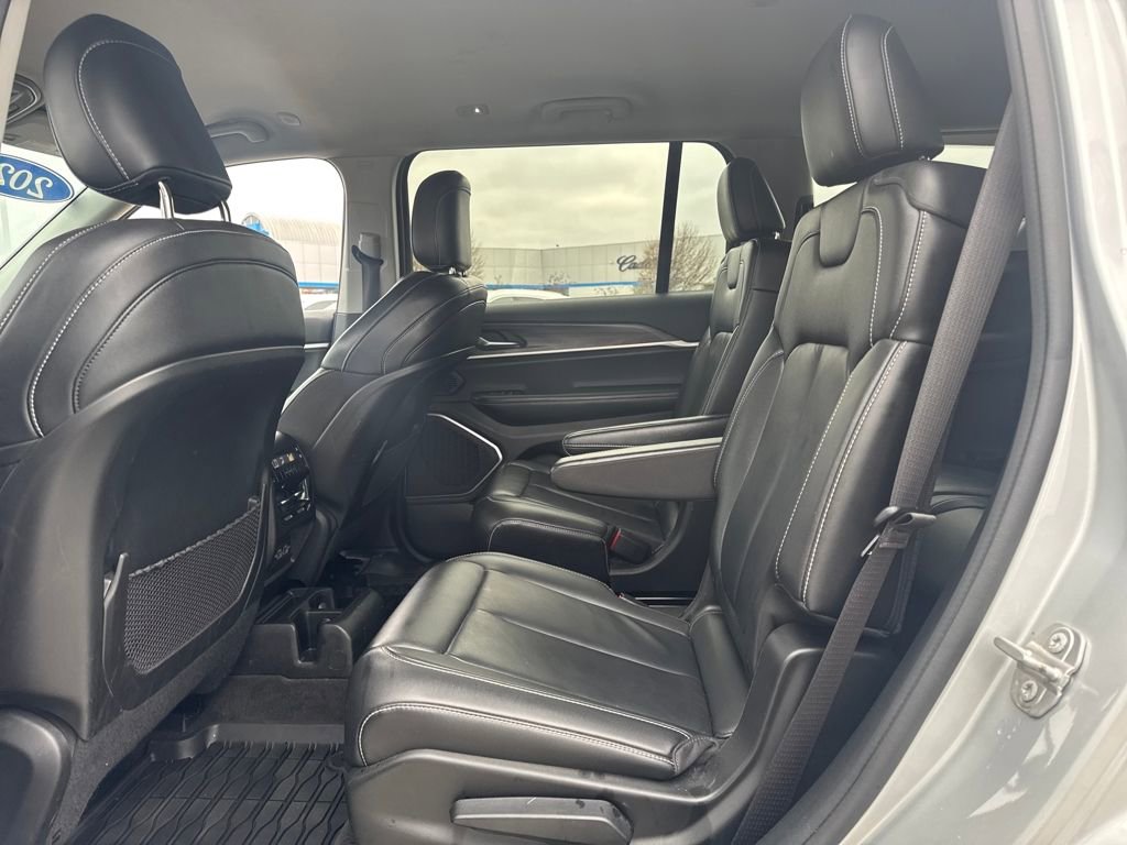 Used 2021 Jeep Grand Cherokee L Limited image 15