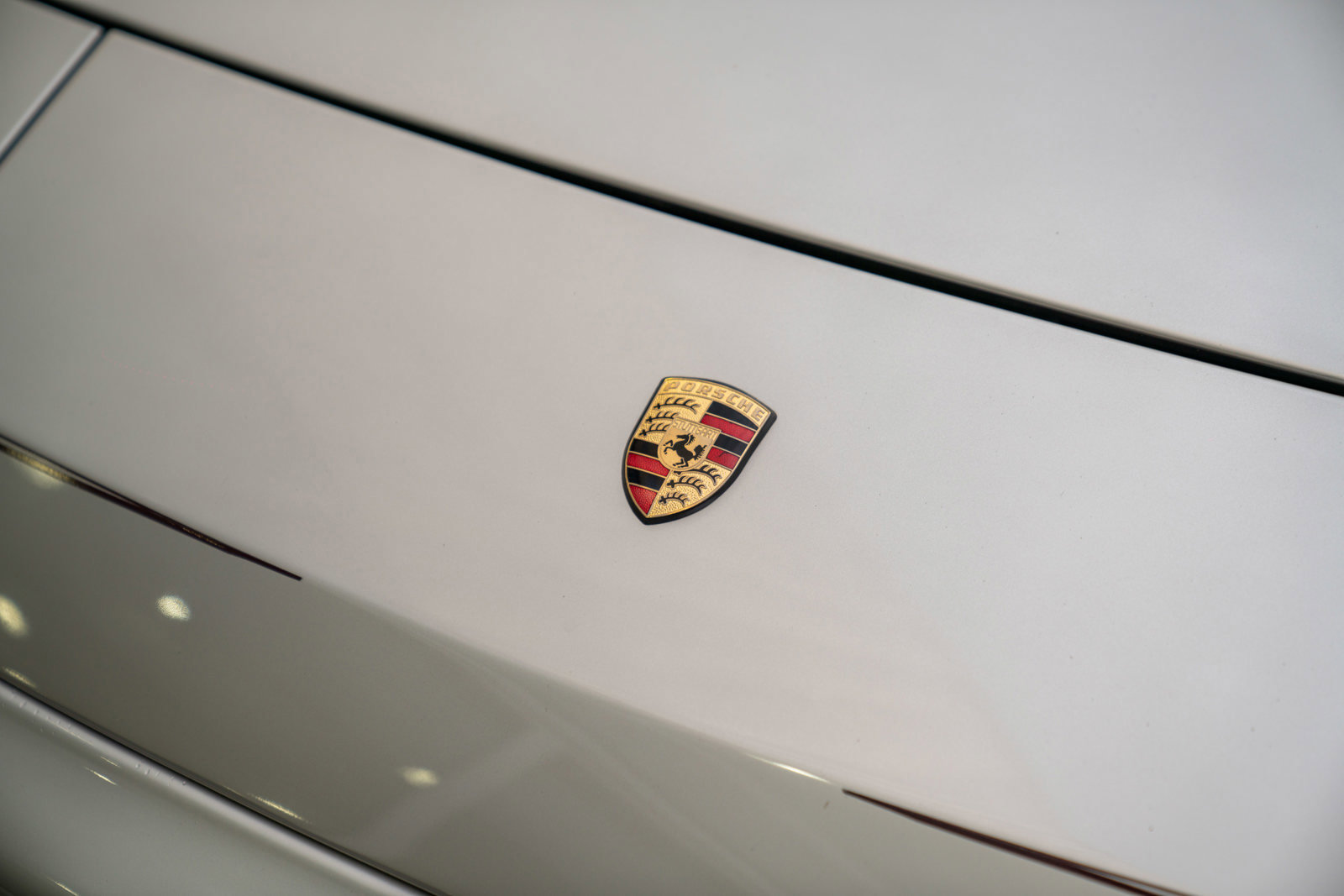 Used 1986 Porsche 944 Turbo RWD image 4