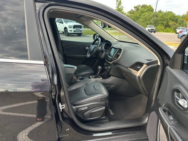 Used 2014 Jeep Cherokee Limited w/ Luxury Group FWD image 20