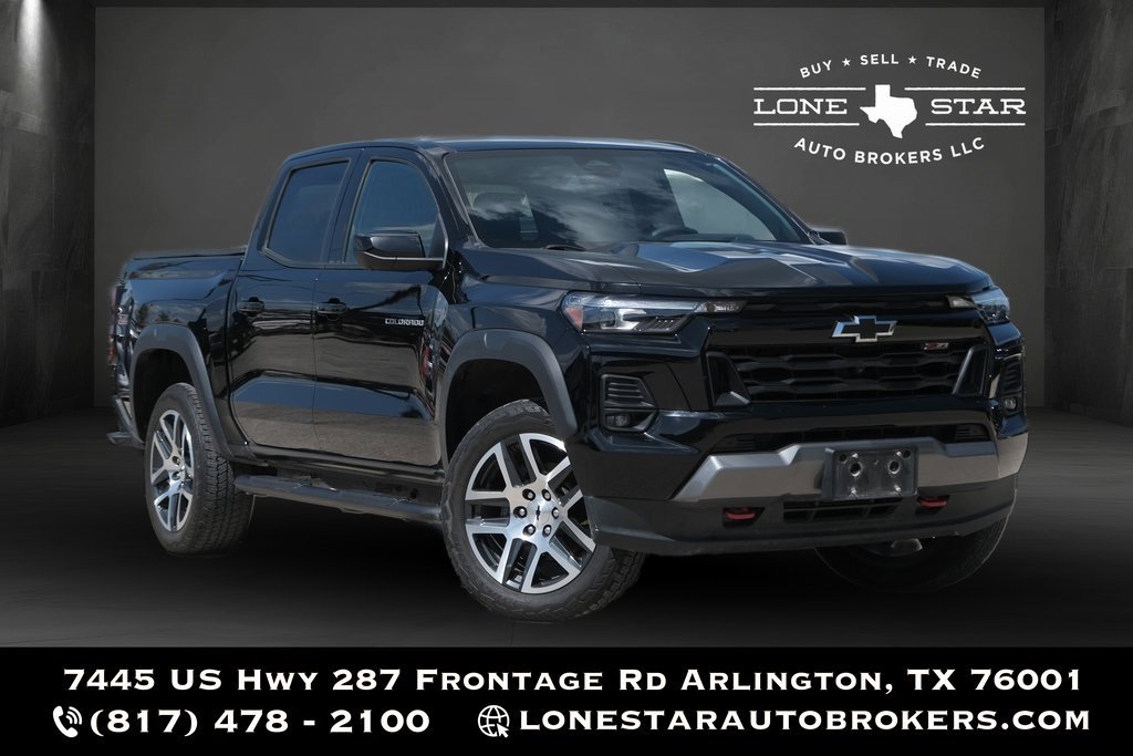 Used 2023 Chevrolet Colorado Z71 w/ Z71 Convenience Package 2
