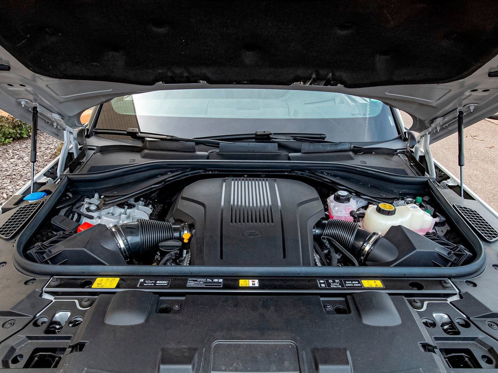 New 2025 Land Rover Range Rover Sport Dynamic SE image 51