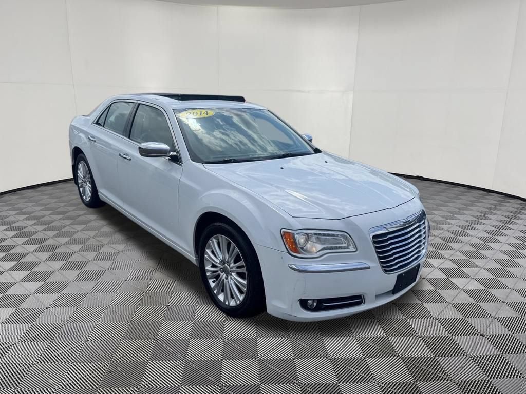 Used 2014 Chrysler 300 C AWD/4WD image 3