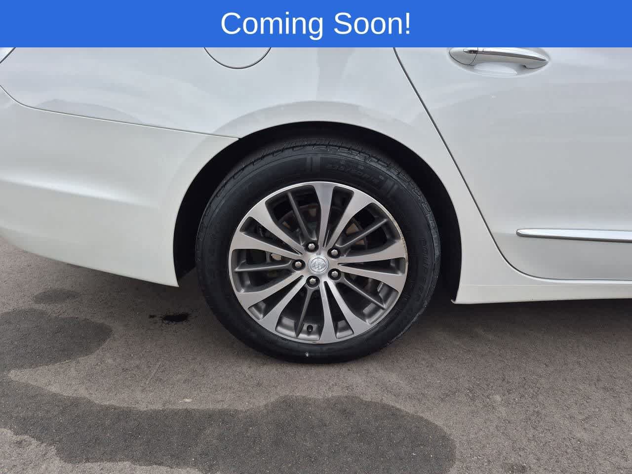 Used 2017 Buick LaCrosse Essence FWD image 13