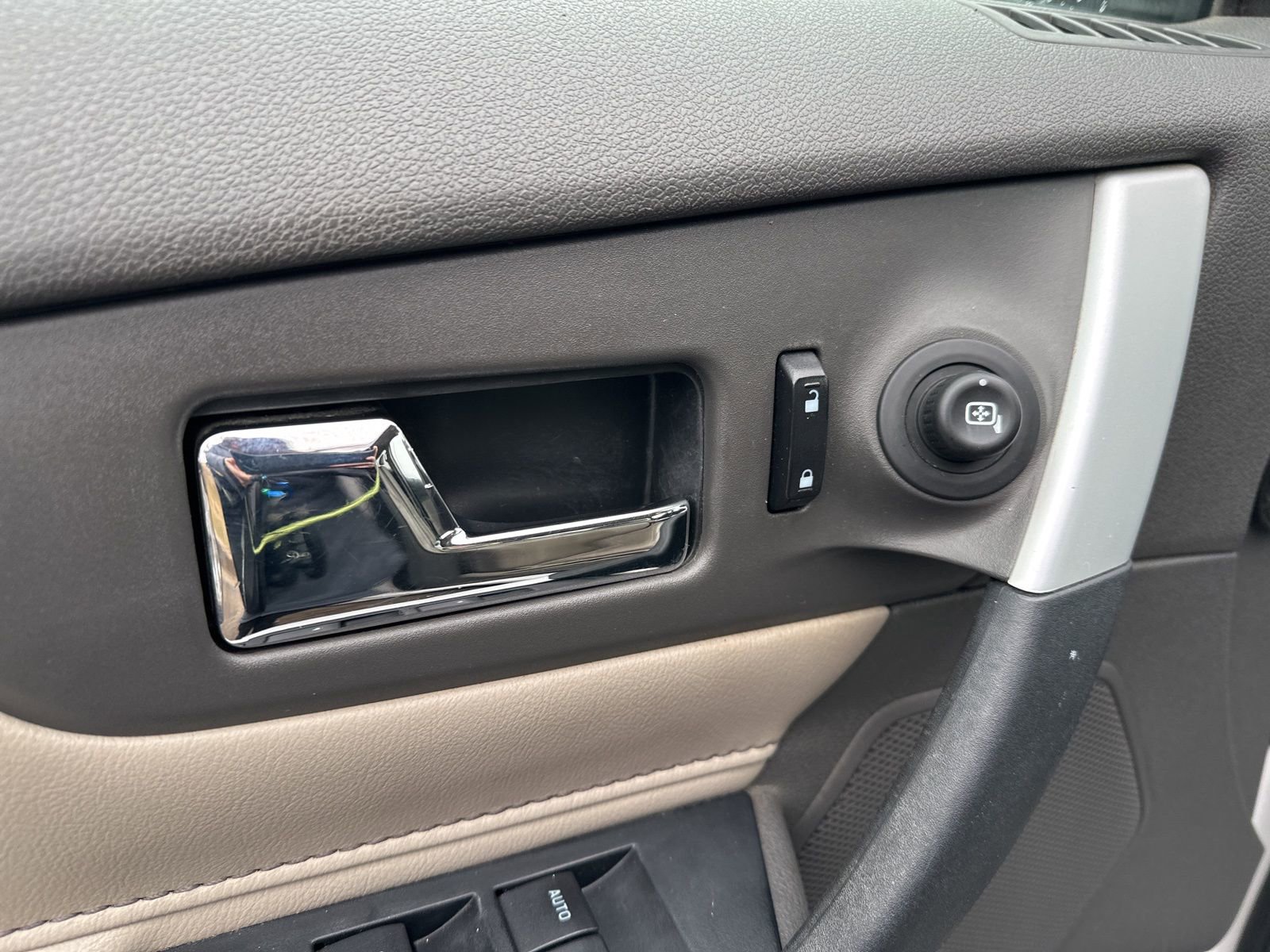 Used 2011 Ford Edge SEL w/ 202A Rapid Spec Order Code AWD/4WD image 17