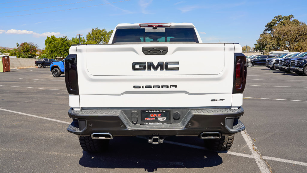 Used 2021 GMC Sierra 1500 SLT w/ SLT Premium Plus Package AWD/4WD image 13