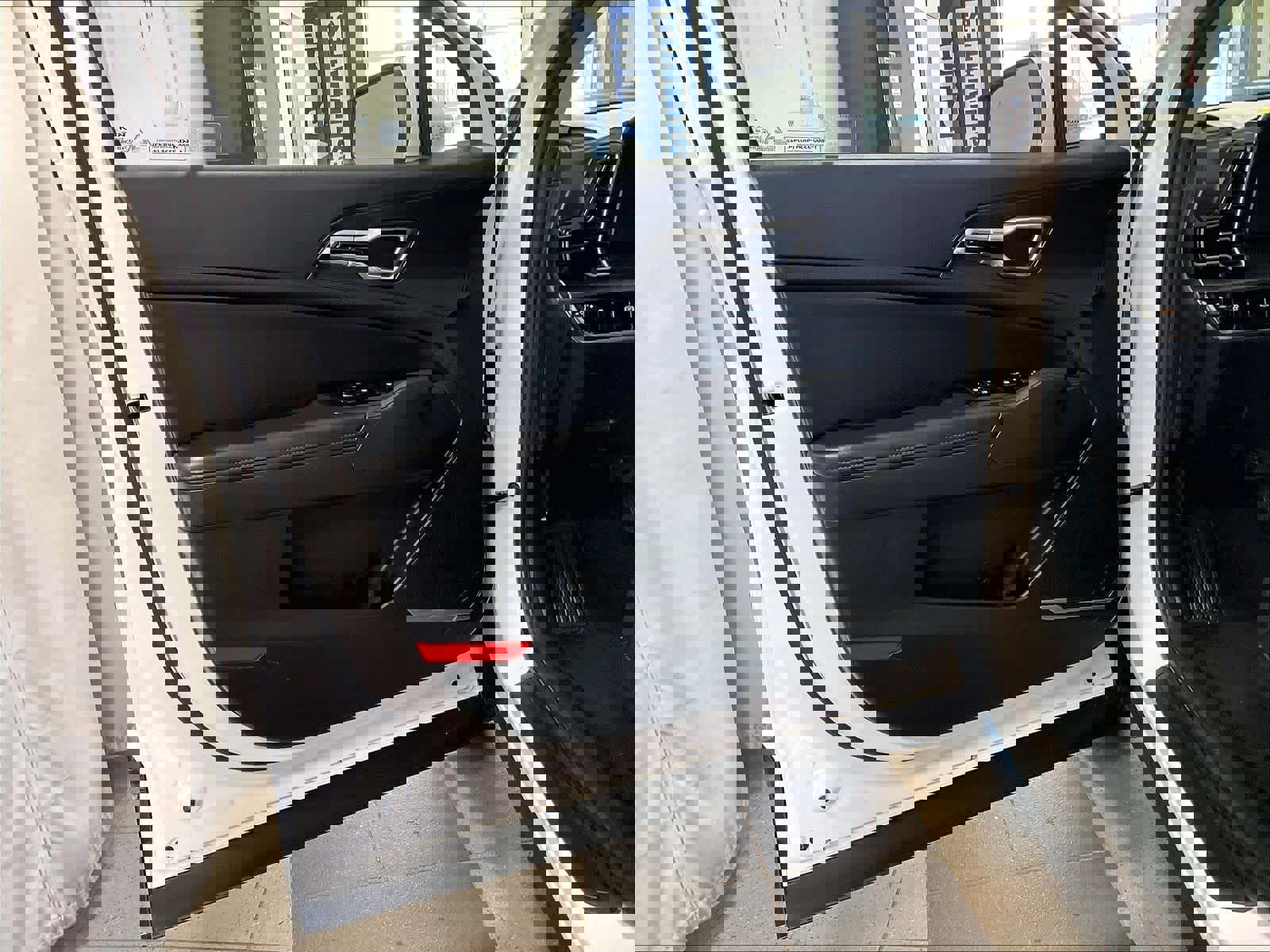 Used 2023 Kia Sportage EX AWD/4WD image 9