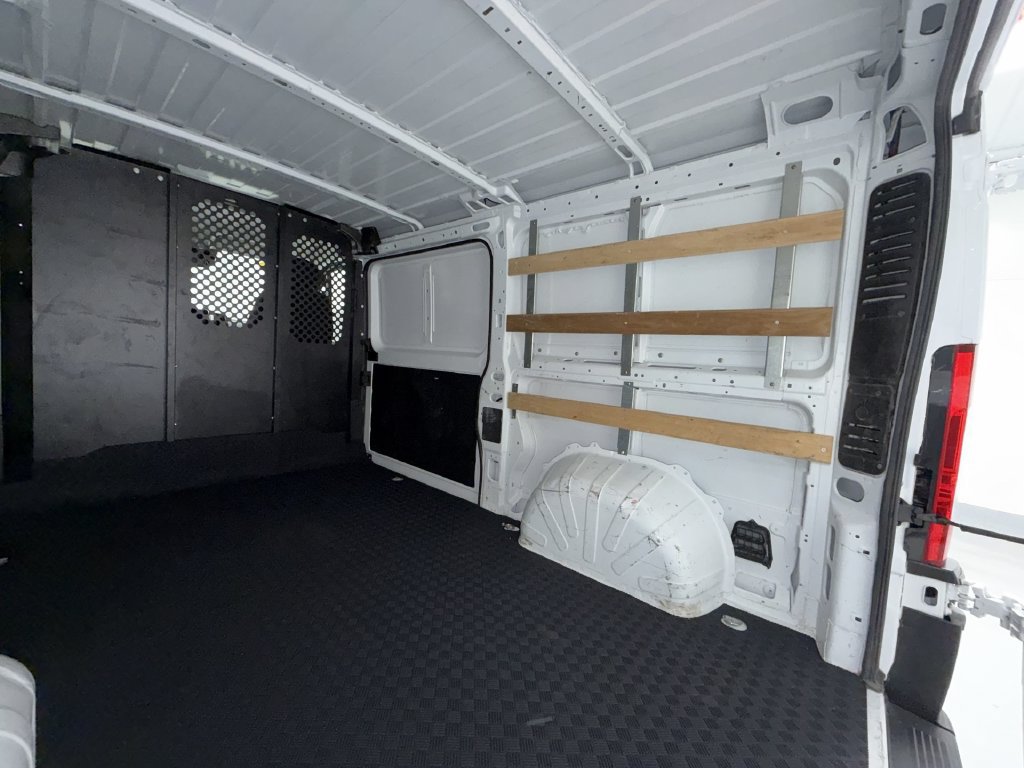 Used 2025 RAM ProMaster 2500 w/ U-Haul Equipment Group FWD image 21