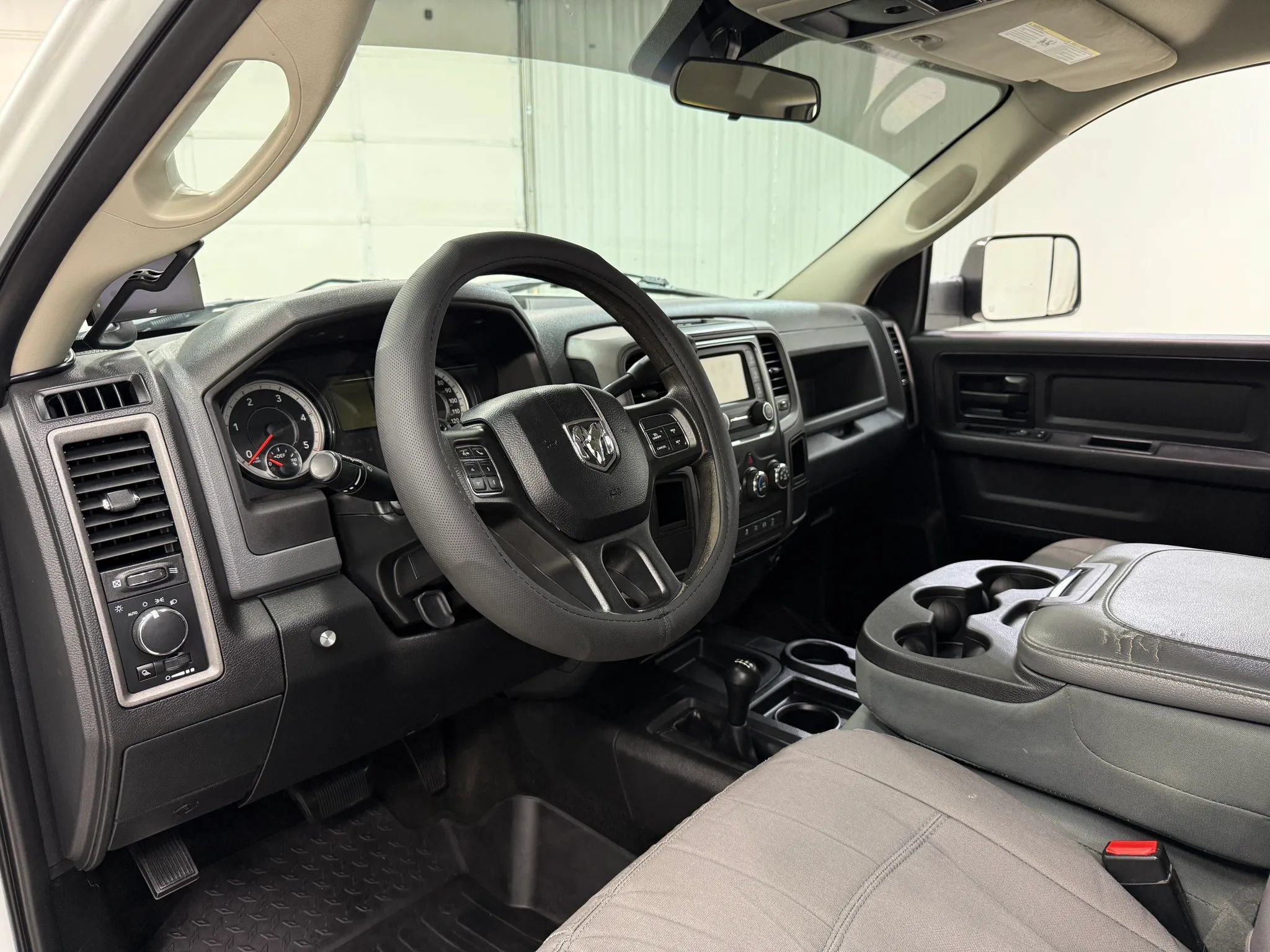 Used 2017 RAM 2500 Tradesman w/ Chrome Appearance Group AWD/4WD image 12
