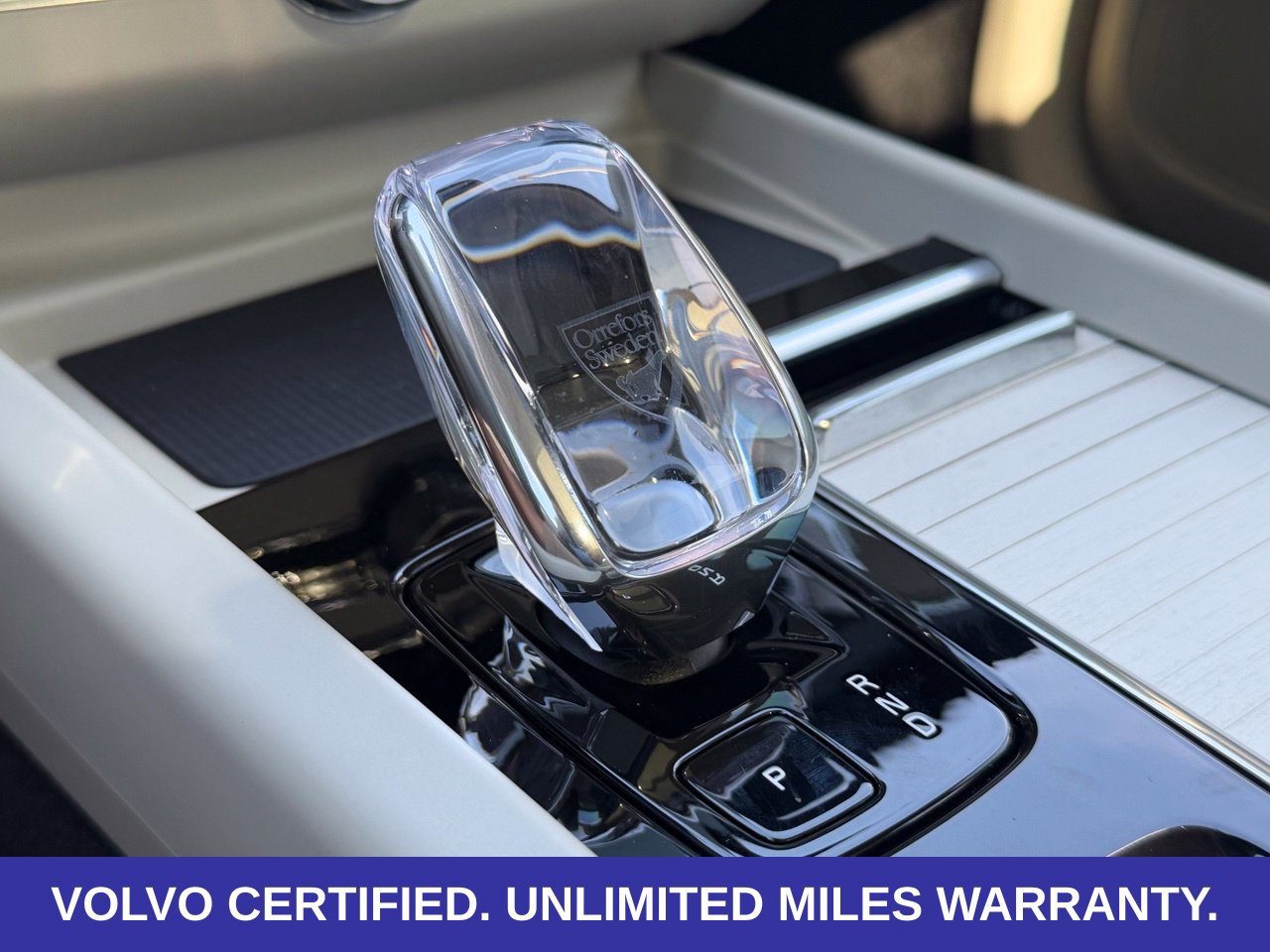 Certified 2026 Volvo XC60 B5 Ultra AWD/4WD image 22