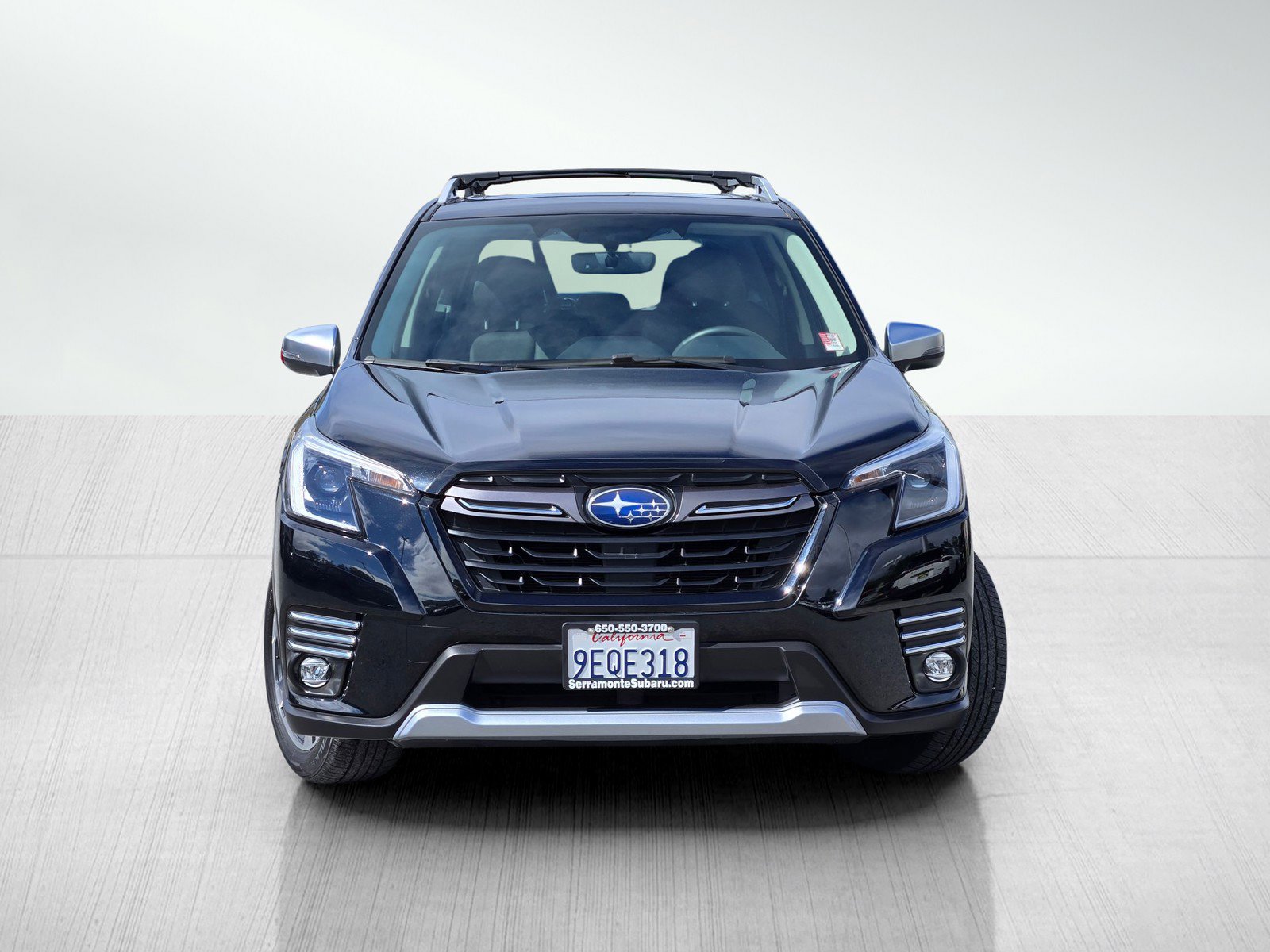 Used 2023 Subaru Forester Touring image 2