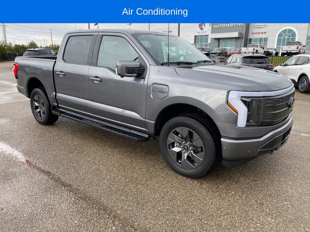 Used 2023 Ford F150 Lightning Lariat image 8