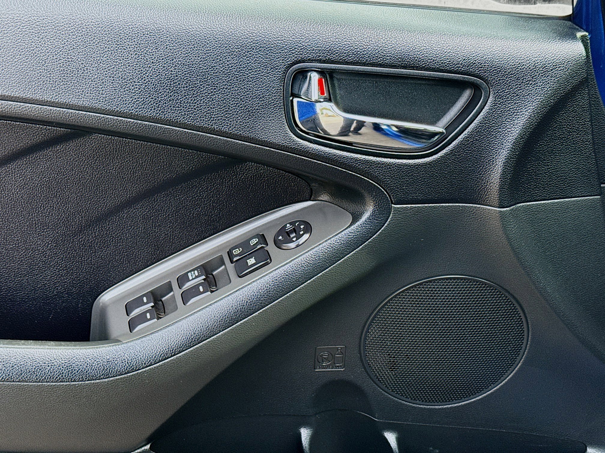 Used 2018 Kia Forte S image 16