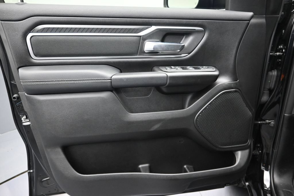 Used 2025 RAM 1500 Big Horn RWD image 12