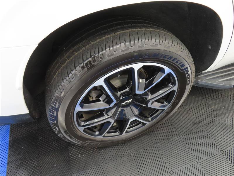 Used 2021 Chevrolet Tahoe RST w/ Luxury Package AWD/4WD image 9