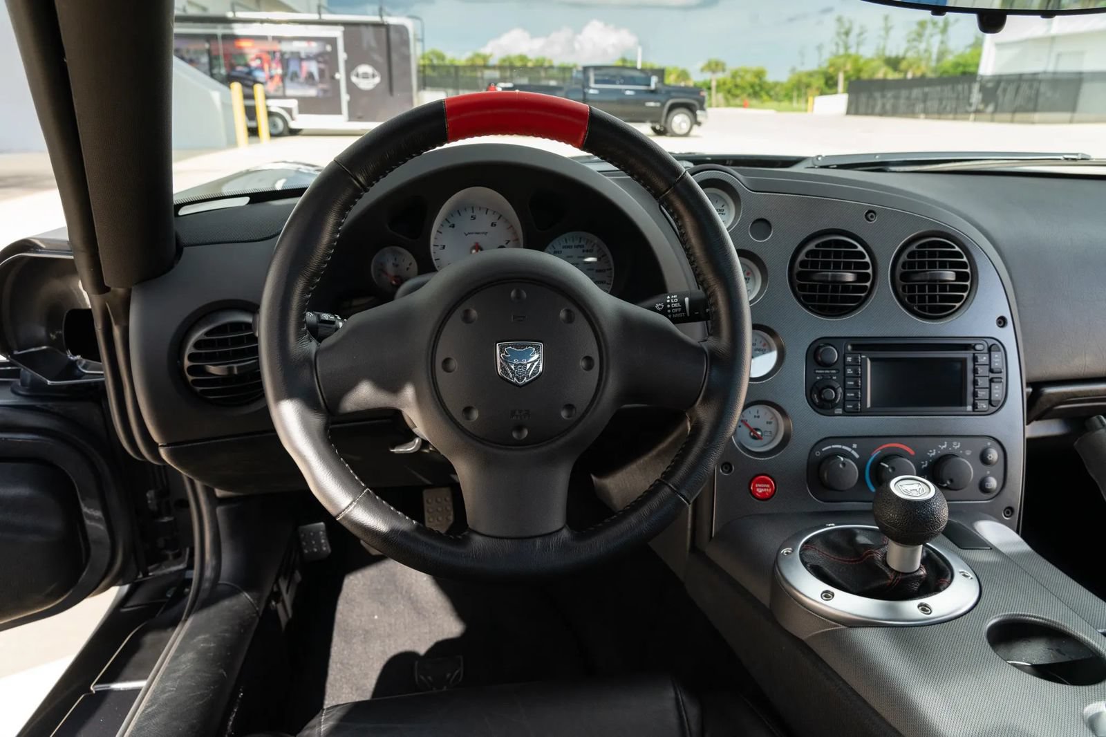Used 2009 Dodge Viper ACR RWD image 23