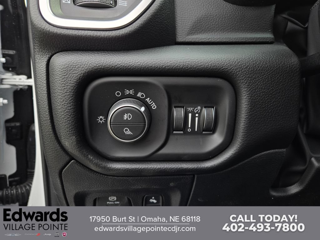New 2026 RAM 1500 Big Horn AWD/4WD image 12