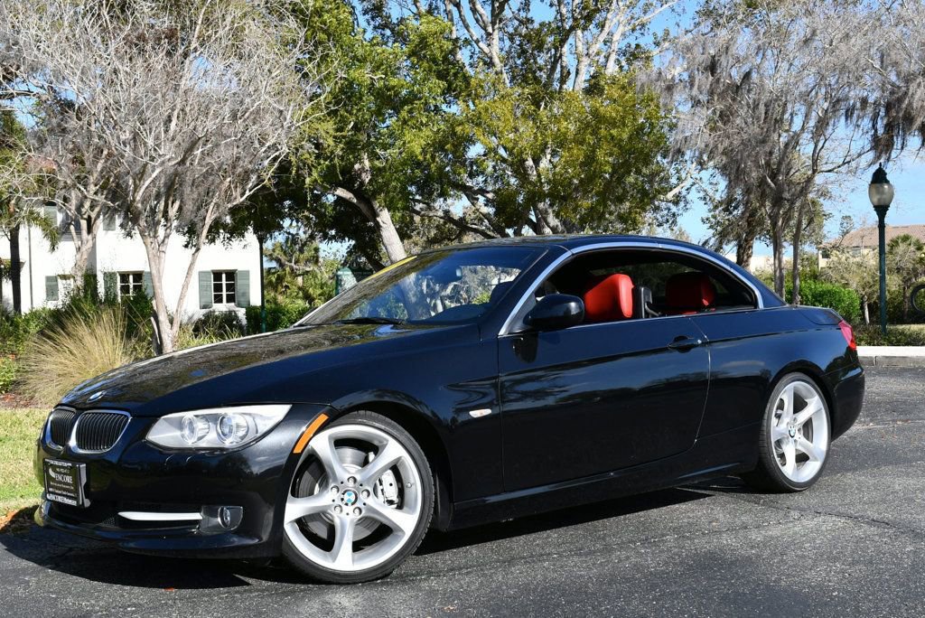 Used 2011 BMW 335i Convertible image 25