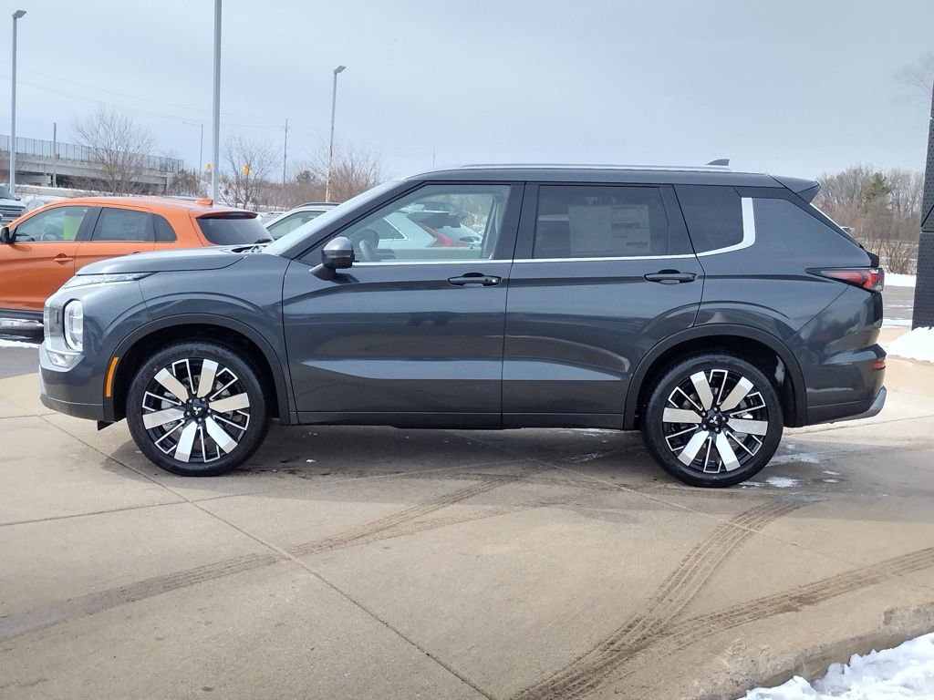 New 2026 Mitsubishi Outlander SEL image 20