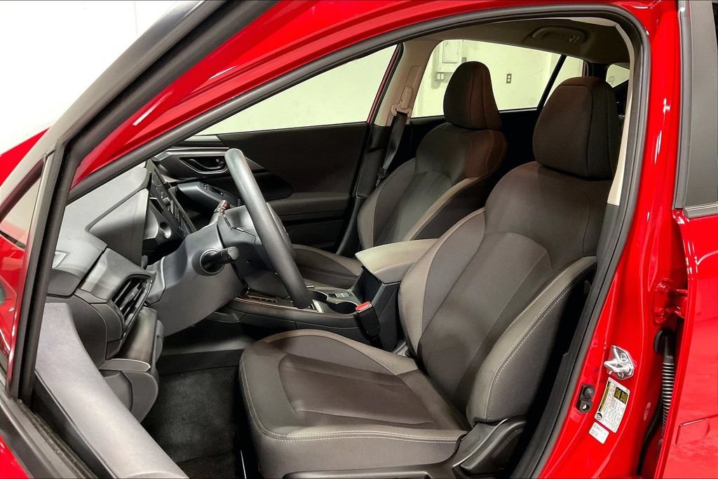 Used 2025 Subaru Impreza 2.0i AWD/4WD image 31