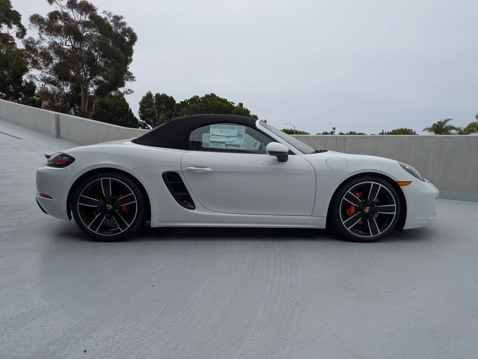 New 2025 Porsche 718 Boxster S image 7