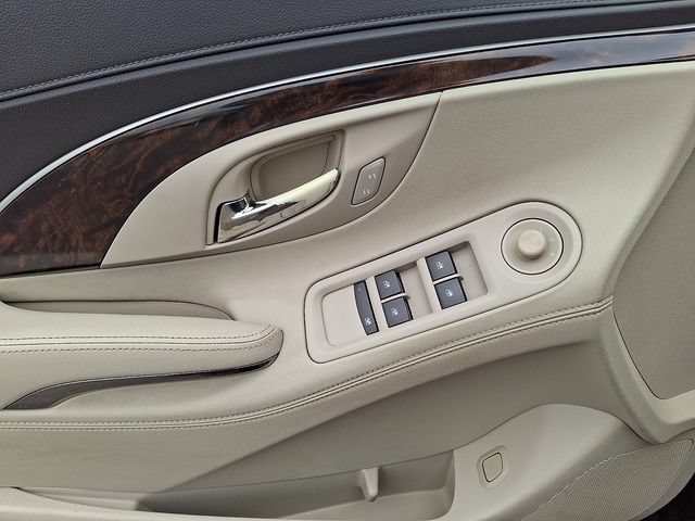 Used 2015 Buick LaCrosse FWD image 12