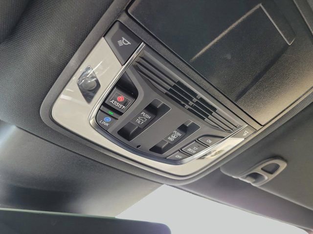 Used 2023 Acura MDX A-Spec image 31