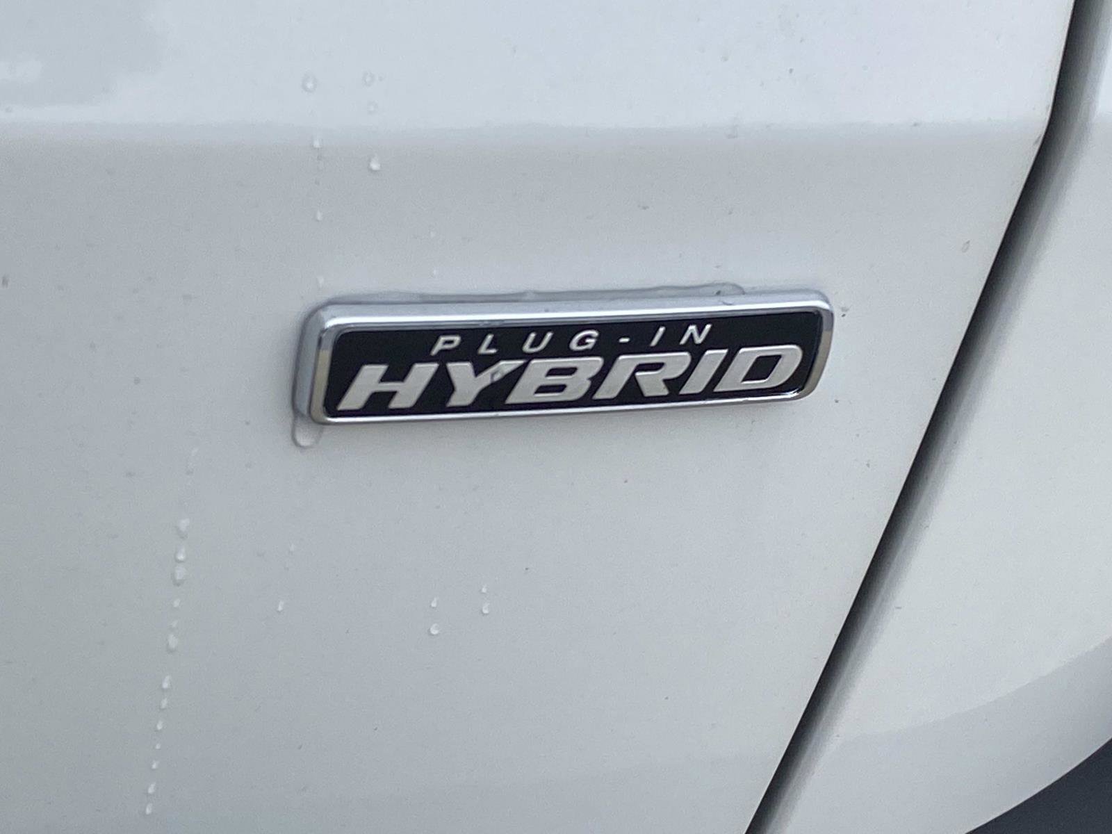 New 2026 Ford Escape SE w/ PHEV Premium Package image 6