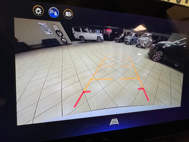 Used 2025 Chevrolet Equinox LT FWD image 16