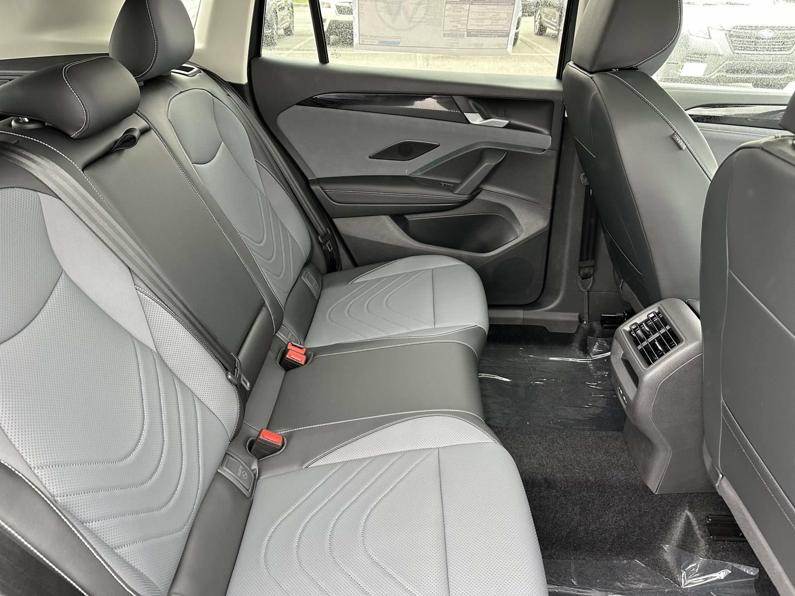 New 2026 Volkswagen Tiguan SE AWD/4WD image 15