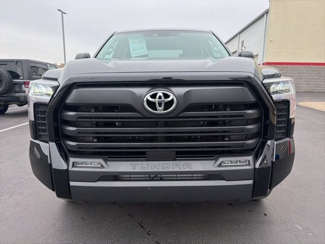 Used 2023 Toyota Tundra SR5 AWD/4WD image 3