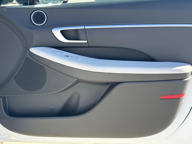 New 2026 Hyundai Sonata SEL FWD image 16