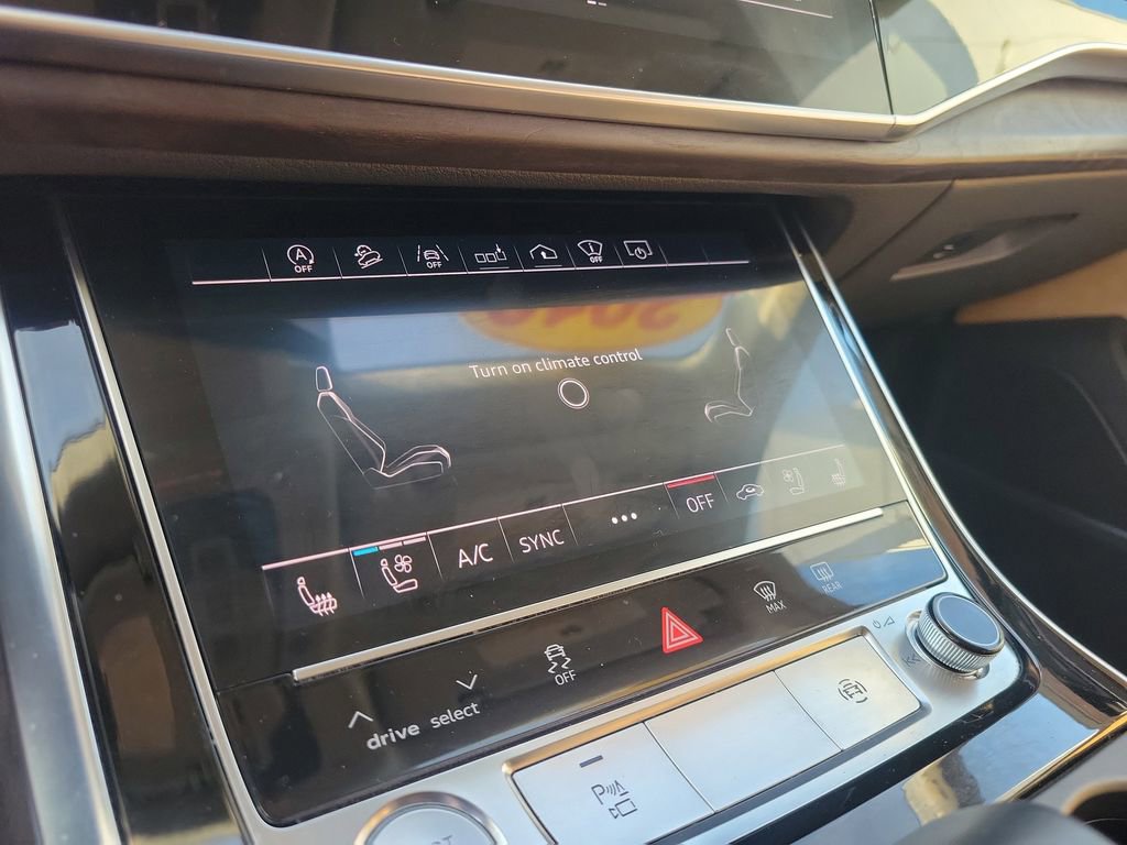 Used 2019 Audi Q8 Prestige image 21