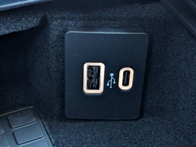 New 2026 Lincoln Corsair Reserve w/ Jet Appearance Package image 22