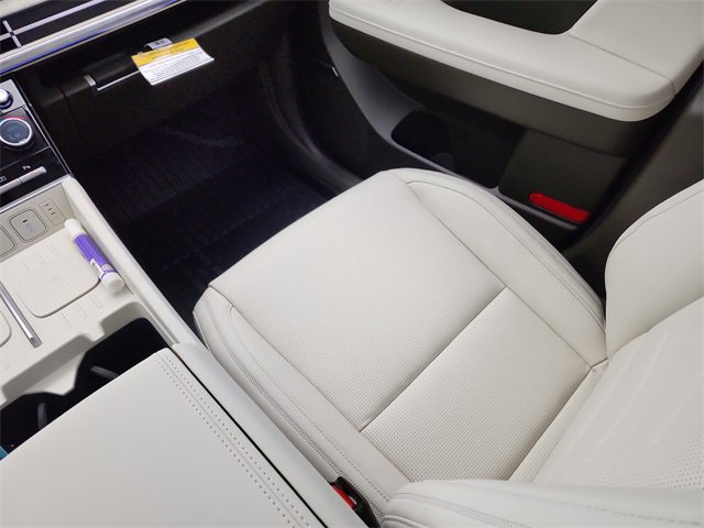 New 2025 Hyundai Santa Fe Calligraphy image 14