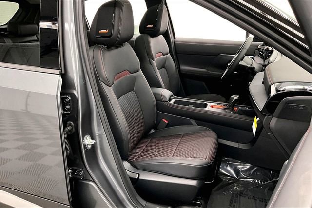 New 2026 Nissan Kicks SR w/ SR Premium Package image 34