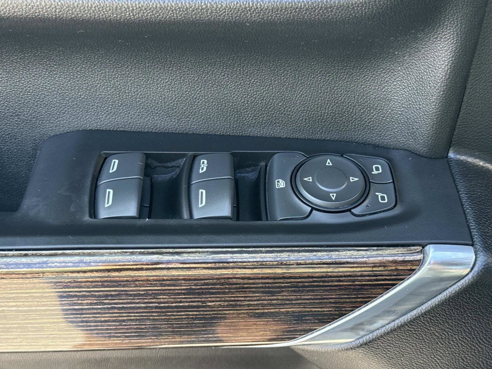 Used 2022 GMC Sierra 1500 Elevation image 15