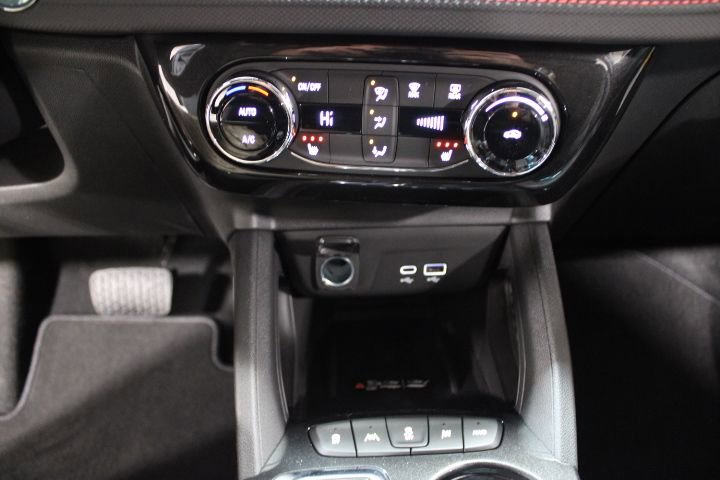 New 2026 Chevrolet TrailBlazer RS w/ Convenience Package AWD/4WD image 32