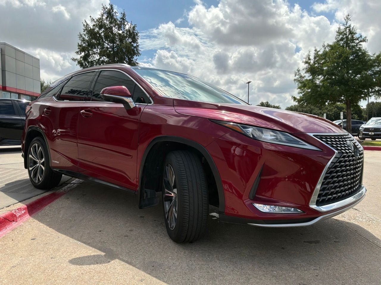 Used 2022 Lexus RX 450h AWD w/ Premium Package image 4