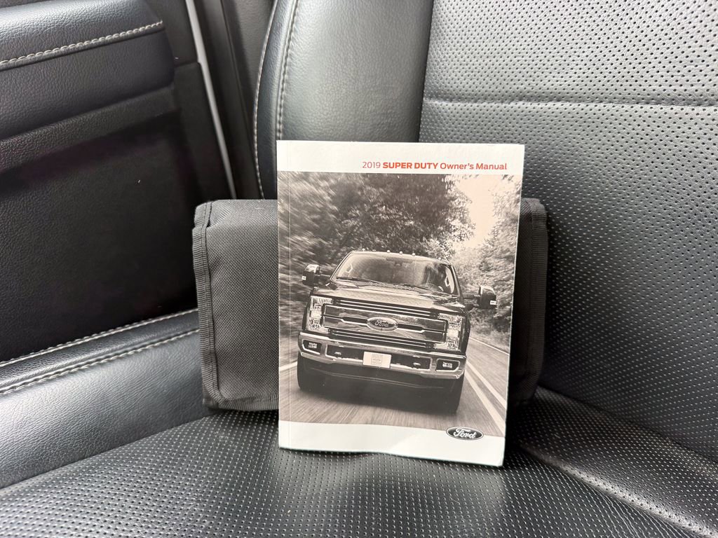 Used 2019 Ford F250 Lariat w/ Lariat Value Package image 26