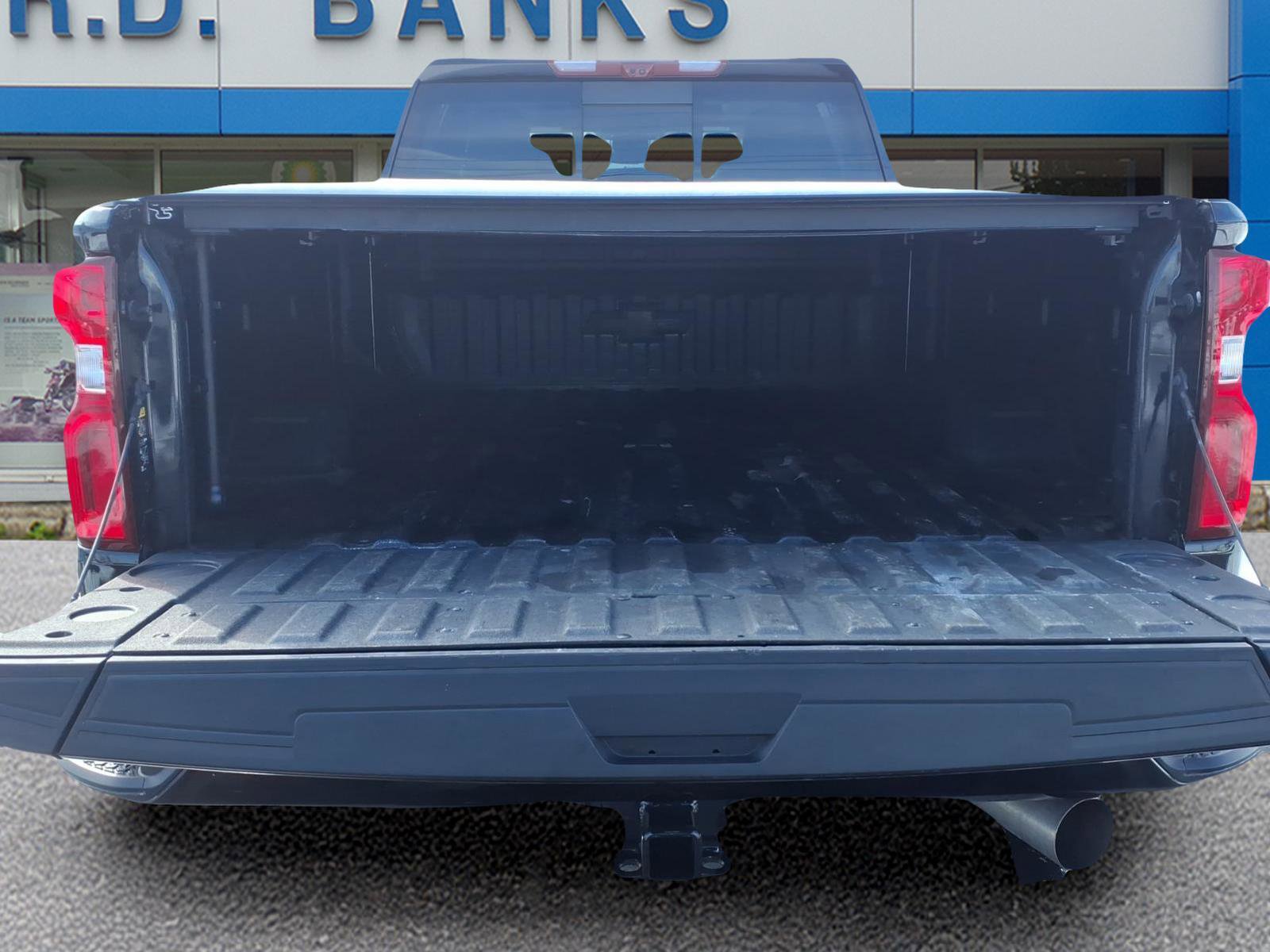 Used 2024 Chevrolet Silverado 3500 LTZ w/ LTZ Plus Package image 5