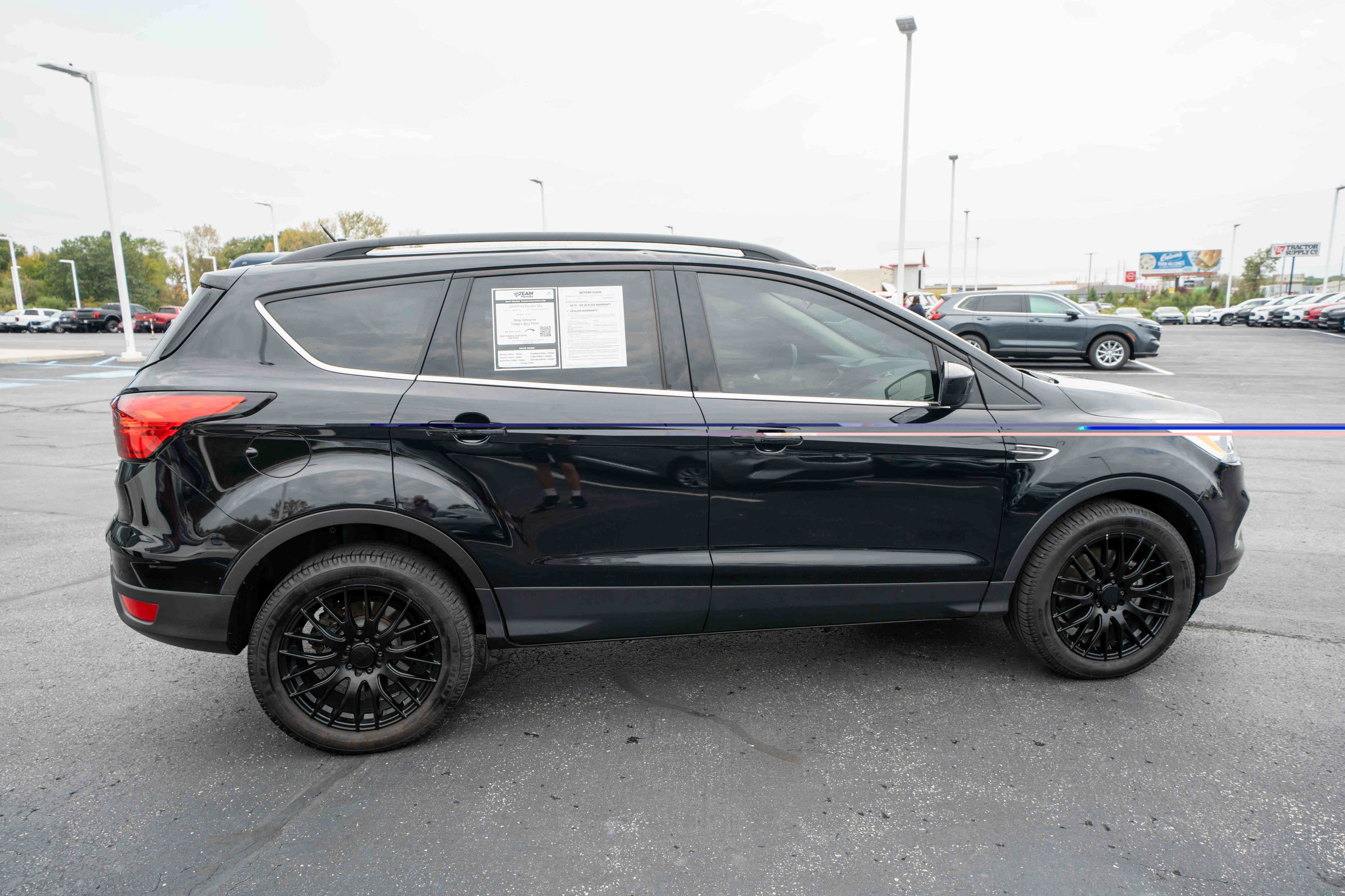 Used 2019 Ford Escape SEL AWD/4WD image 6