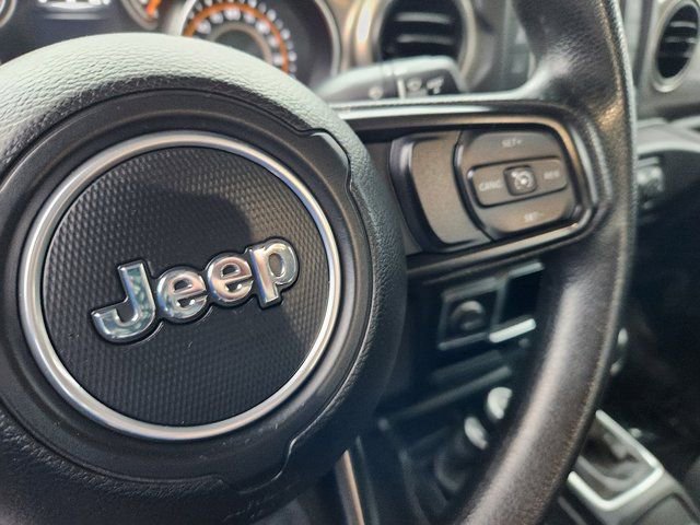 Used 2020 Jeep Gladiator Sport w/ Auxiliary Switch Group AWD/4WD image 23