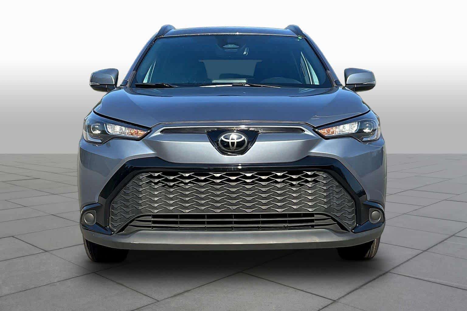 Used 2024 Toyota Corolla Cross AWD Hybrid image 4