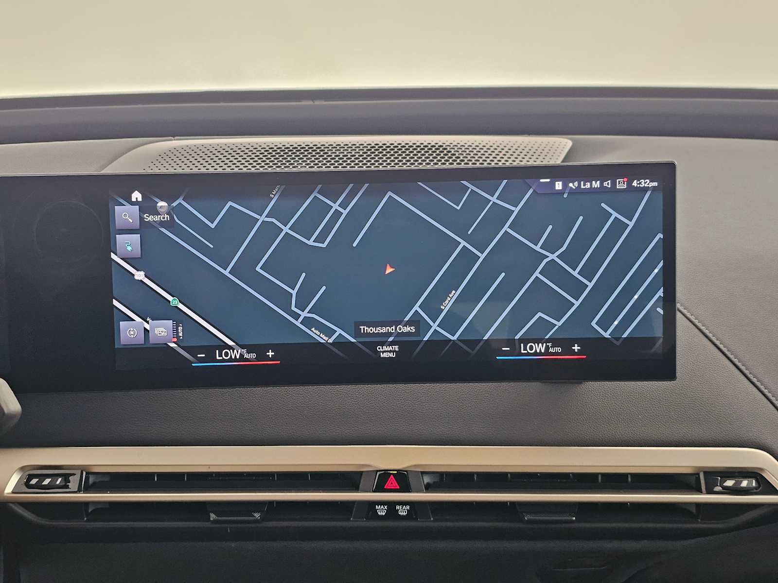 Used 2023 BMW iX xDrive50 w/ Premium Package image 26