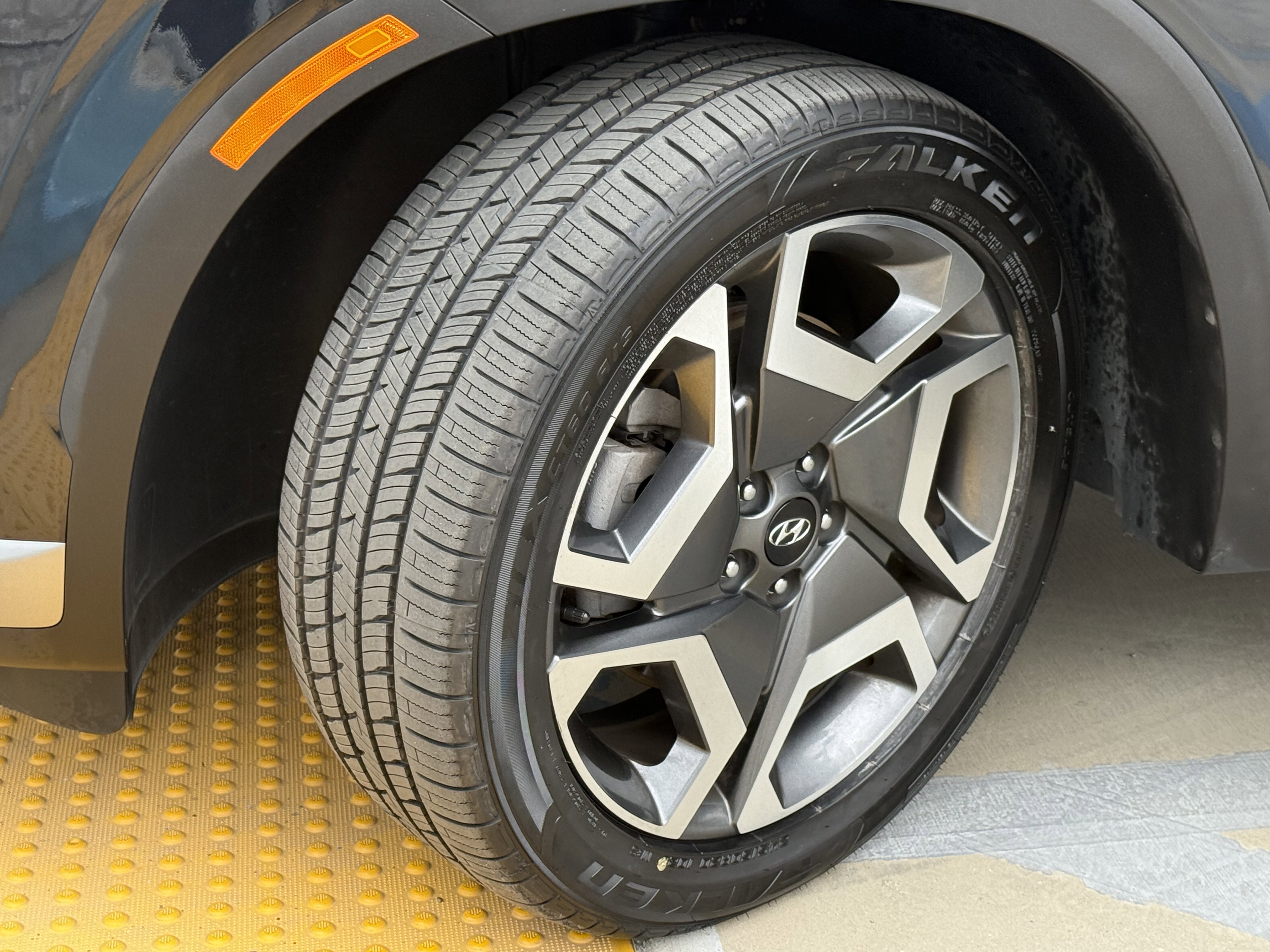 Used 2023 Hyundai Palisade Limited image 15