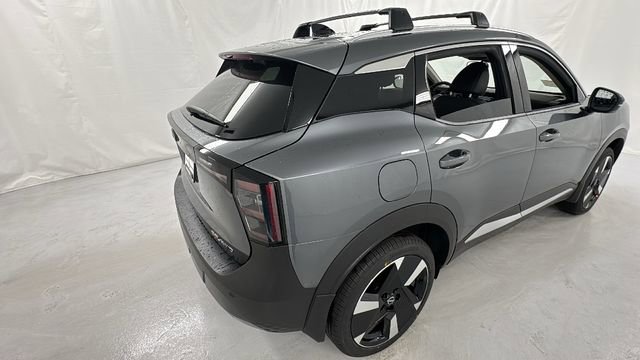 New 2026 Nissan Kicks SR w/ Cold Weather Package image 3