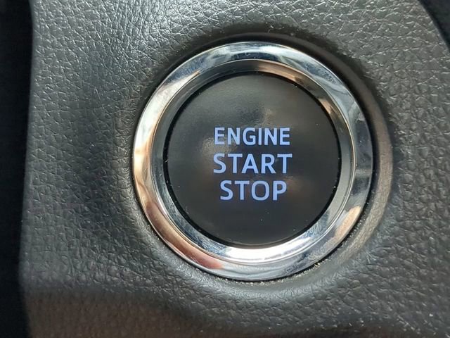 Certified 2022 Toyota RAV4 XLE Premium AWD/4WD image 28