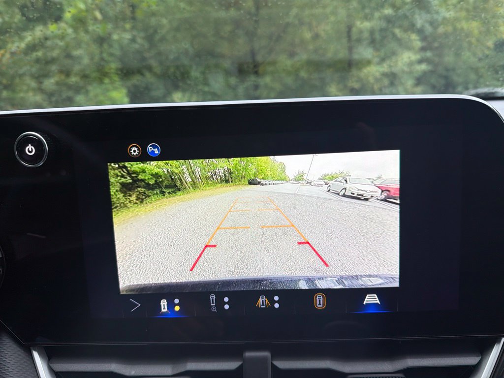 Used 2025 Chevrolet Equinox LT w/ Convenience Package II FWD image 18